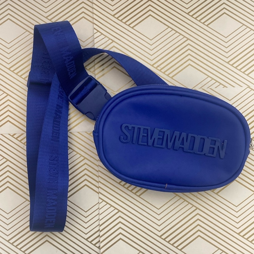 Steve Madden funy pack